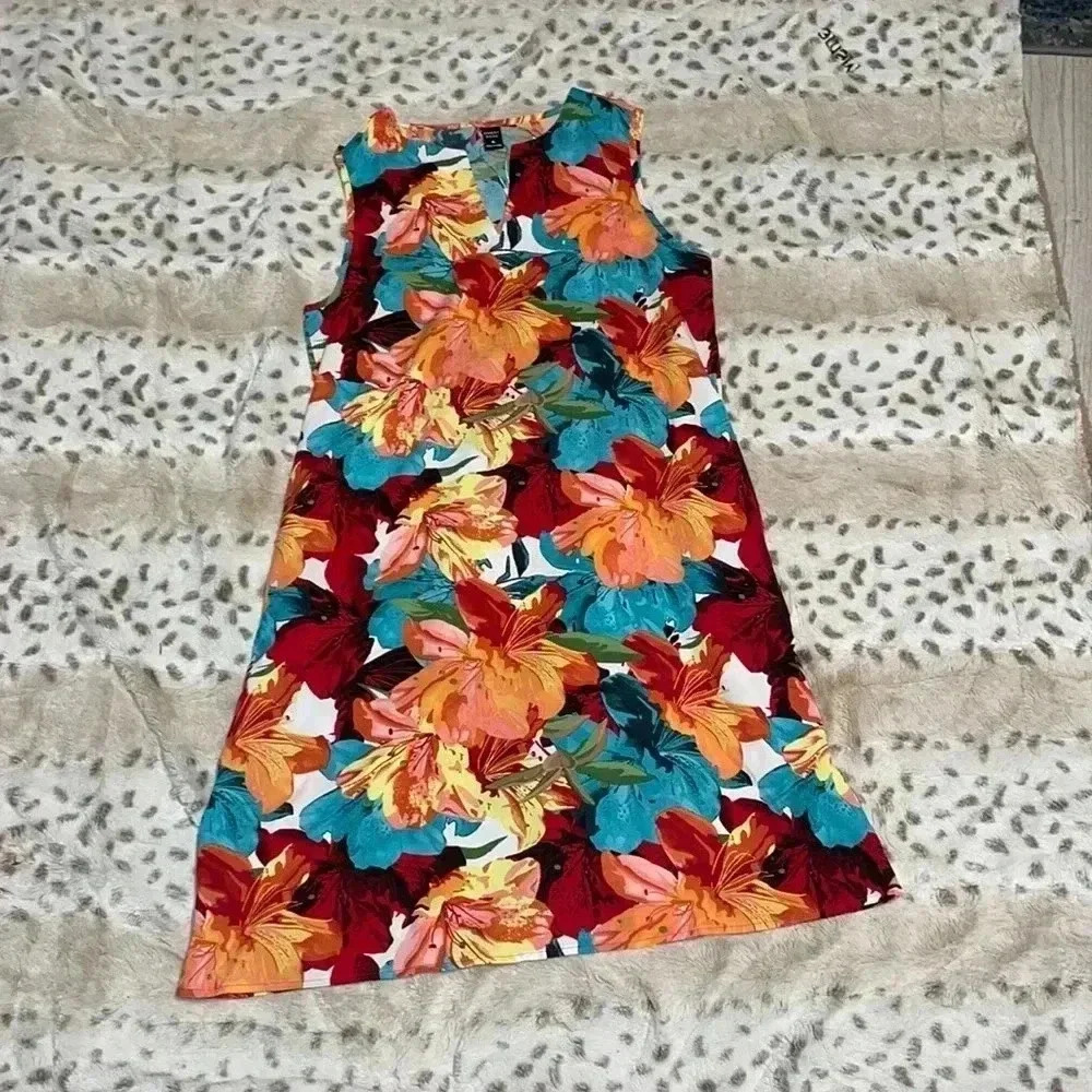 Emery Rose Dress